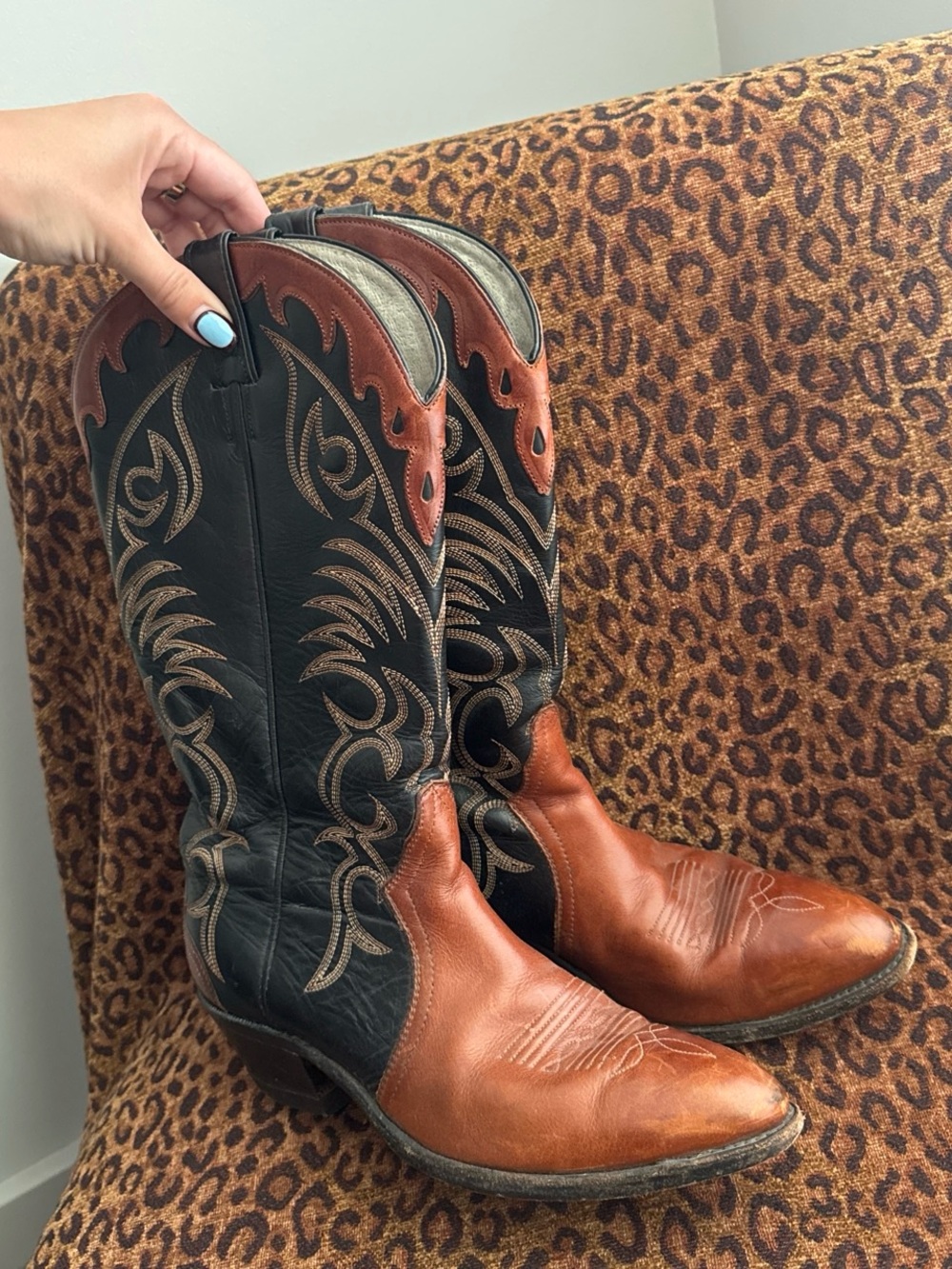 Boulet Two-Tone Leather Cowboy Boots - Black & Cognac